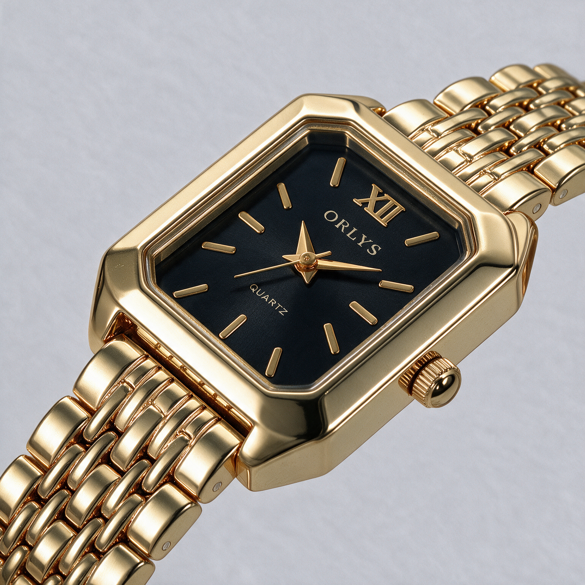 Orlys Elina – Rechteckige Damenuhr | Variante: Gold / Schwarz | 3.png